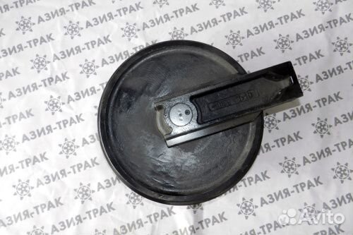 Колесо направляющее (ленивец) Hyundai R160/R180/R2