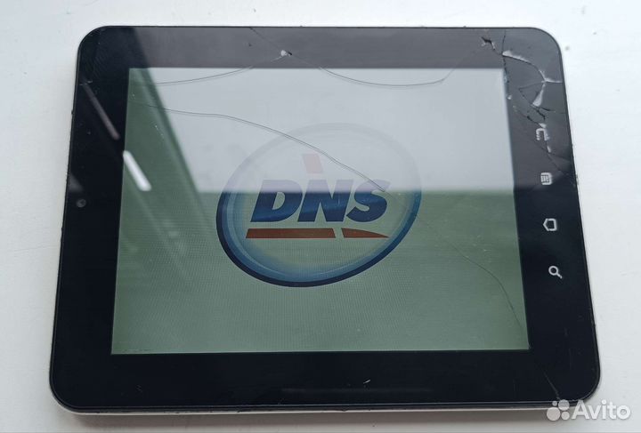 Планшет DNS m81w
