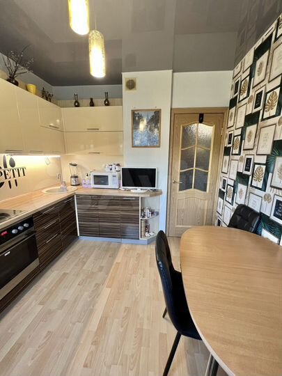 2-к. квартира, 55 м², 5/12 эт.