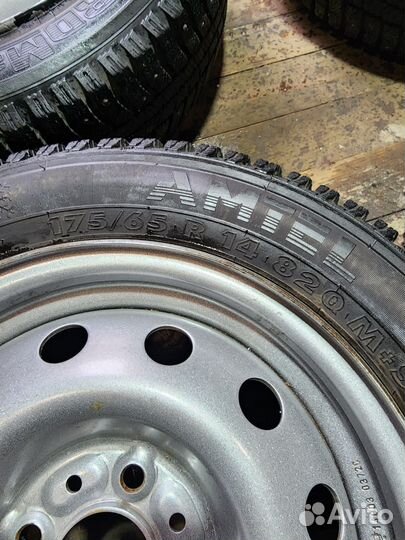 Колеса на вазR14