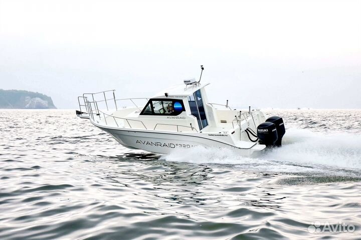 Катер Avanraid F320 Fishmaster