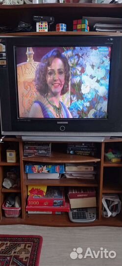 Тумба под телевизор