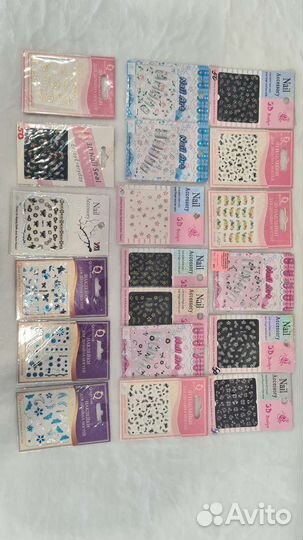 Набор для маникюра стразы,пилочки,наклейки. Новое