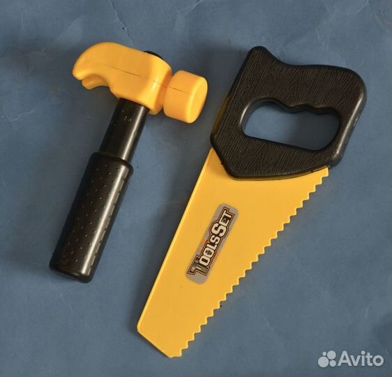 Каска строительная,инструменты,лопаты,снежкобол