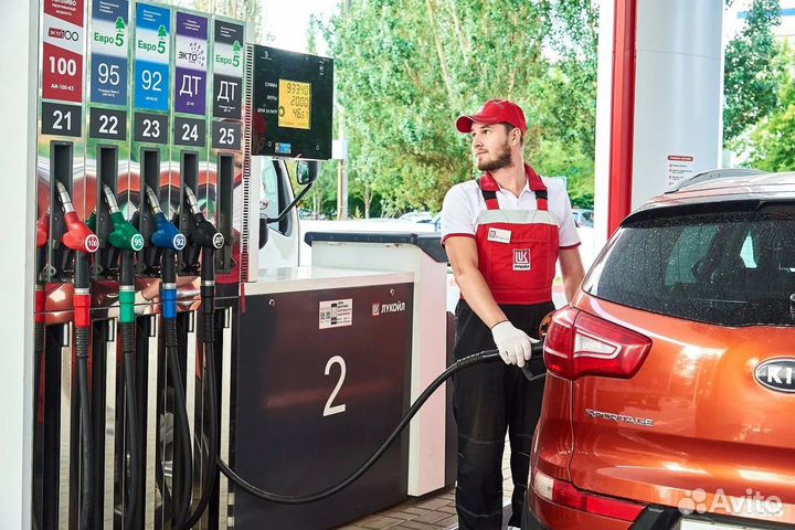 Заправщик на азс-помощник оператора АЗС