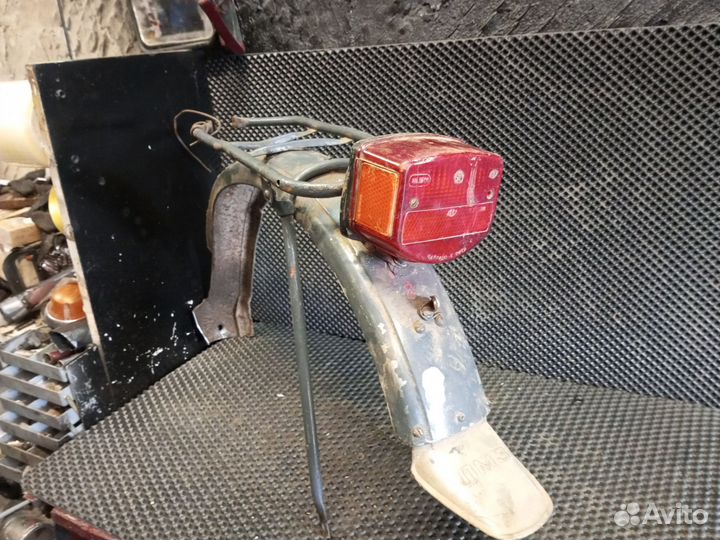 Крыло на мопед Рига