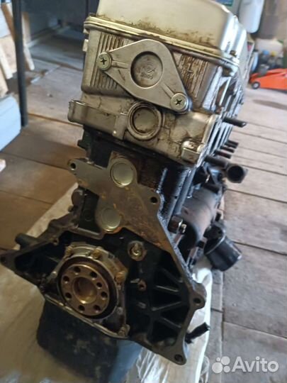 Двигатель для автомобиля