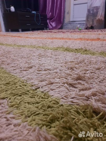 Ковер с длинным ворсом