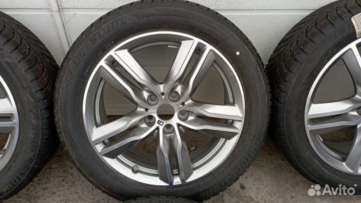 Зимние колеса R18 BMW X1 X2 F39 F48 570M бридж