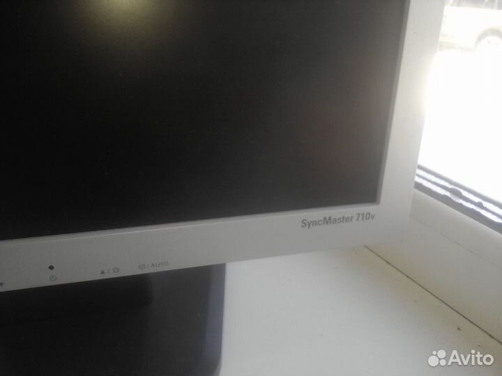 Монитор Samsung 17