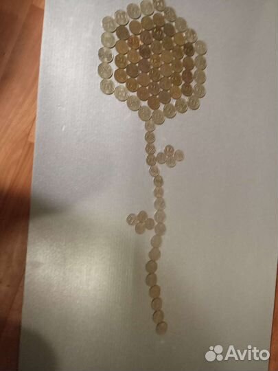 Инсталляция из монет- Подсолнух