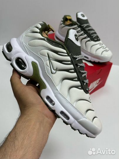 Кроссовки Nike Tn plus