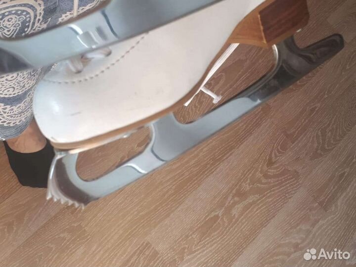 Коньки для фигурного катания