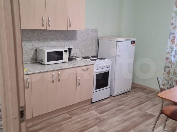 1-к. квартира, 42 м², 9/14 эт.