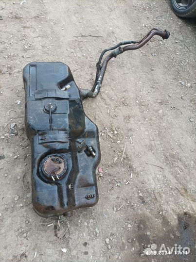 Бак топливный без горловины Hyundai Starex, 1997