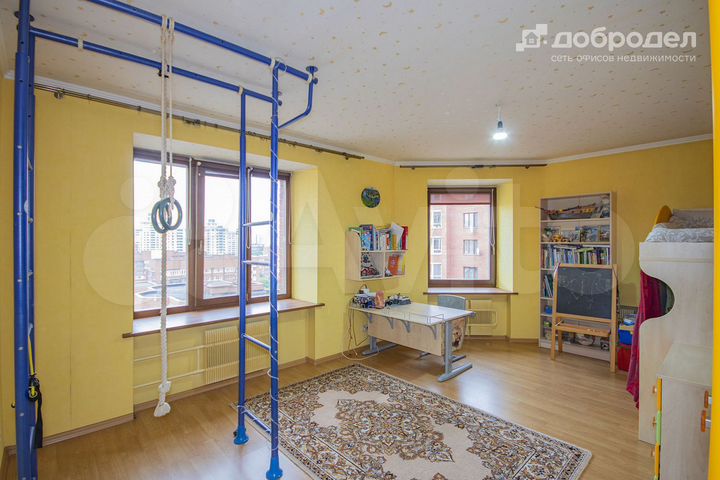 4-к. квартира, 152,4 м², 15/17 эт.
