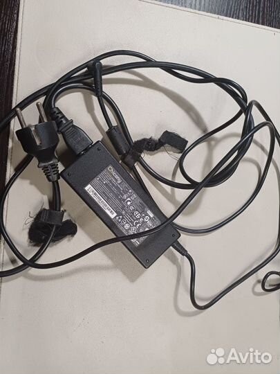 Блок питания A10-090P3A 19v 4.74A 90W