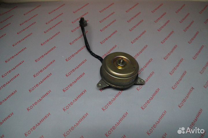 Nissan 21487-1L000 Моторчик вентилятора