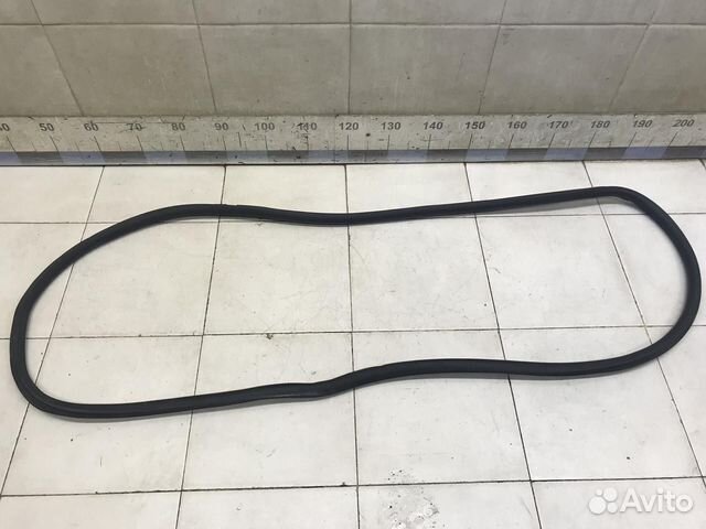 Уплотнитель (внутри) Octavia (A5 1Z) 2004-2013