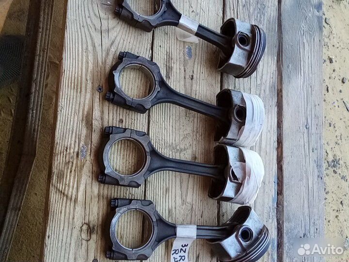 Поршень Toyota Rav4