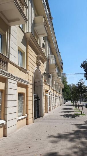 4-к. квартира, 91 м², 5/5 эт.