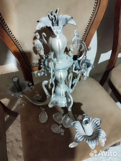 Люстра и бра