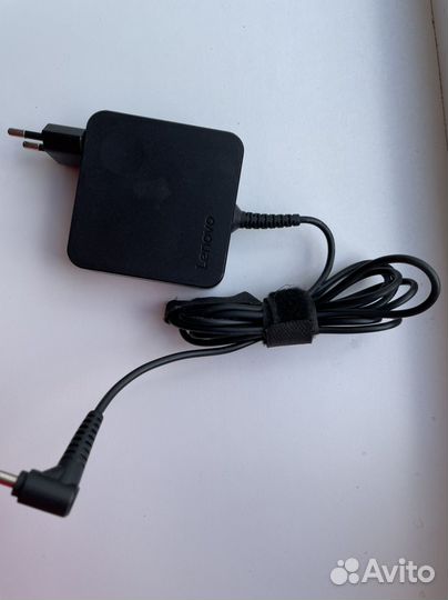 Зарядное утройство для ноутбука Lenovo