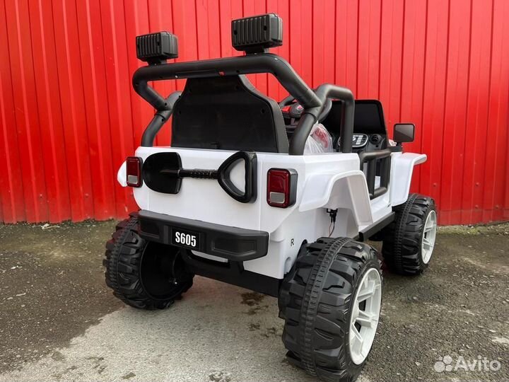 Детский электромобиль джип