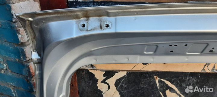 Крышка багажника Renault duster new