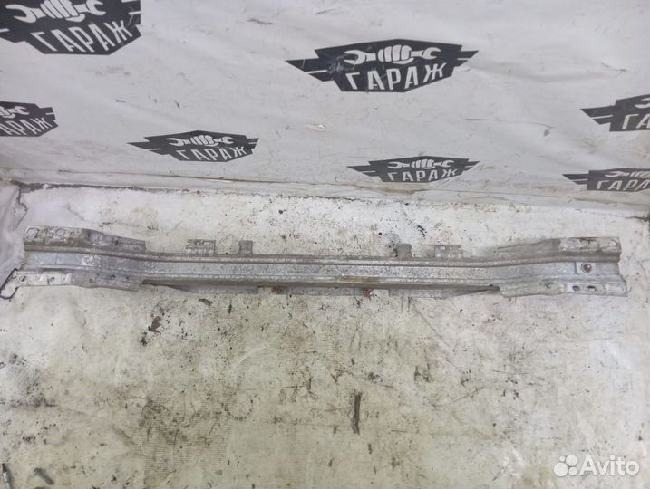 Усилитель бампера задний Opel Astra H рест 5D