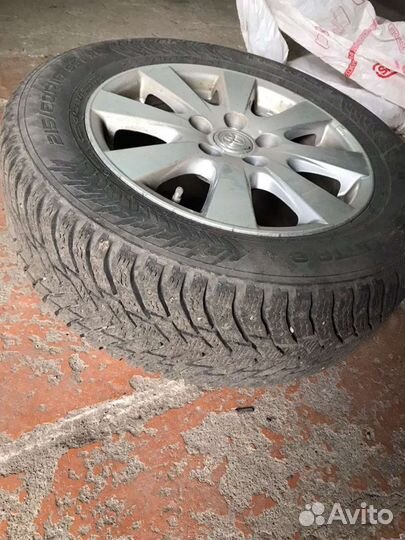 Nokian Tyres Hakkapeliitta 8 215/60 R16 99T