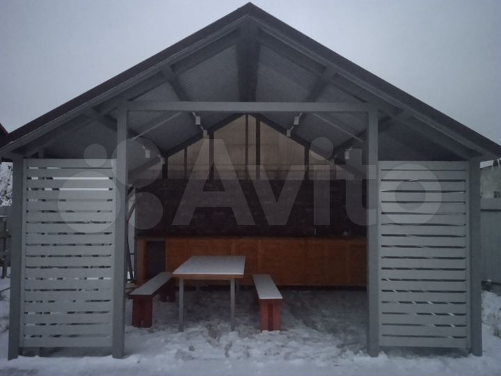 Коттедж 156 м² на участке 10 сот.