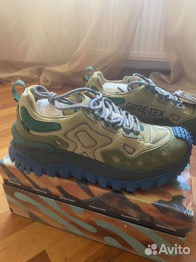 Кроссовки moncler genius x Salehe Bembury 42 RU