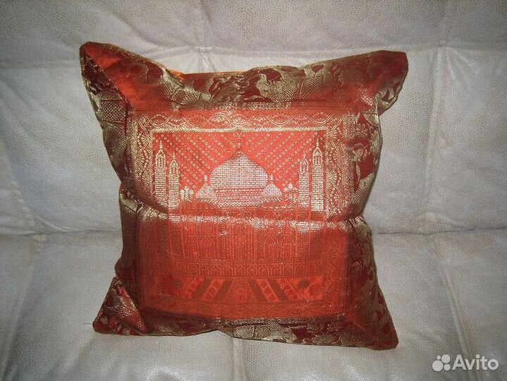 Подушка диванная