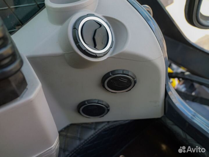 Мини-погрузчик XCMG SR760RU, 2024