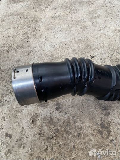 Патрубок интеркулера bmw f10