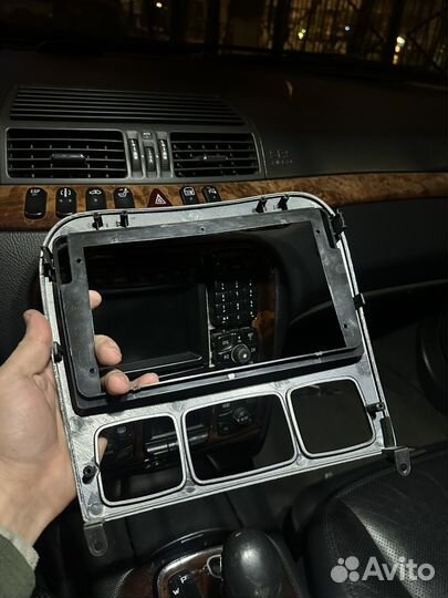 Рамка магнитолы w220