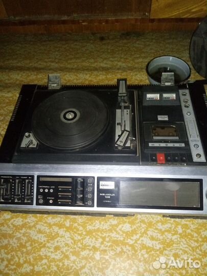 Проигрыватель винила