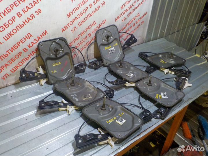 Стеклоподъемники механические задние Шкода Фабиа