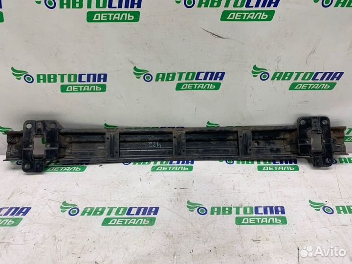 Усилитель бампера передний Hyundai I30 2010