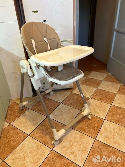 Стульчик для кормления