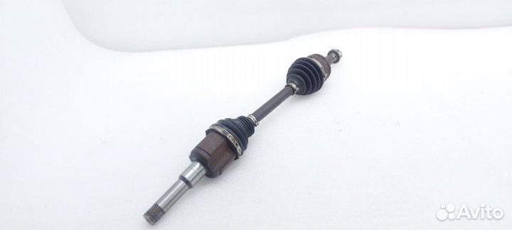 Б/У Привод Состояние отличное, оригинал. 94560843