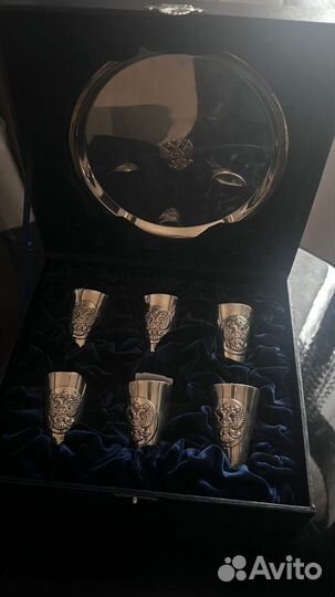 Набор стопок с подносом 