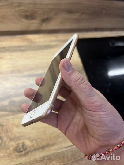 iPhone 8 Plus, 64 ГБ