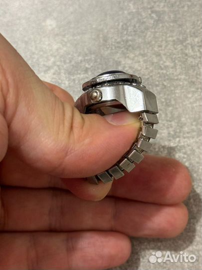 Часы перстень