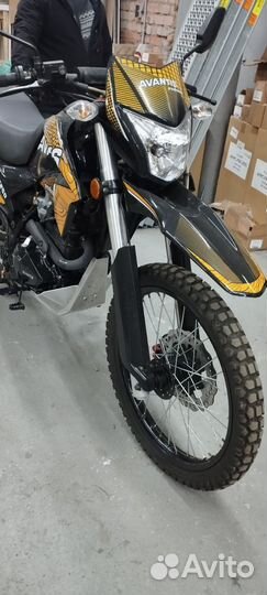 Мотоцикл Avantis MT 250