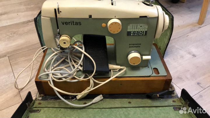 Швейная машина Veritas