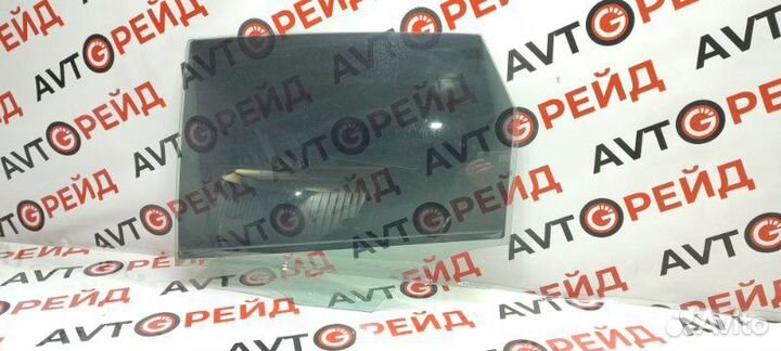 Стекло боковое заднее левое Audi Q5 8R cdnc