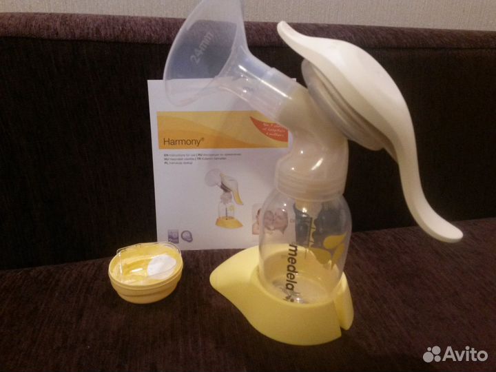 Молокоотсос Medela Harmony