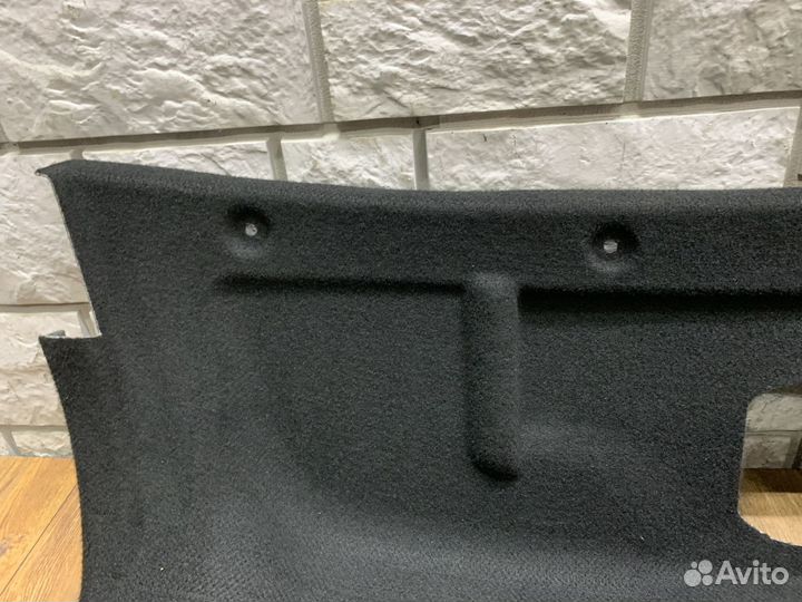 Mercedes Benz E W212 Обшивка крышки багажника